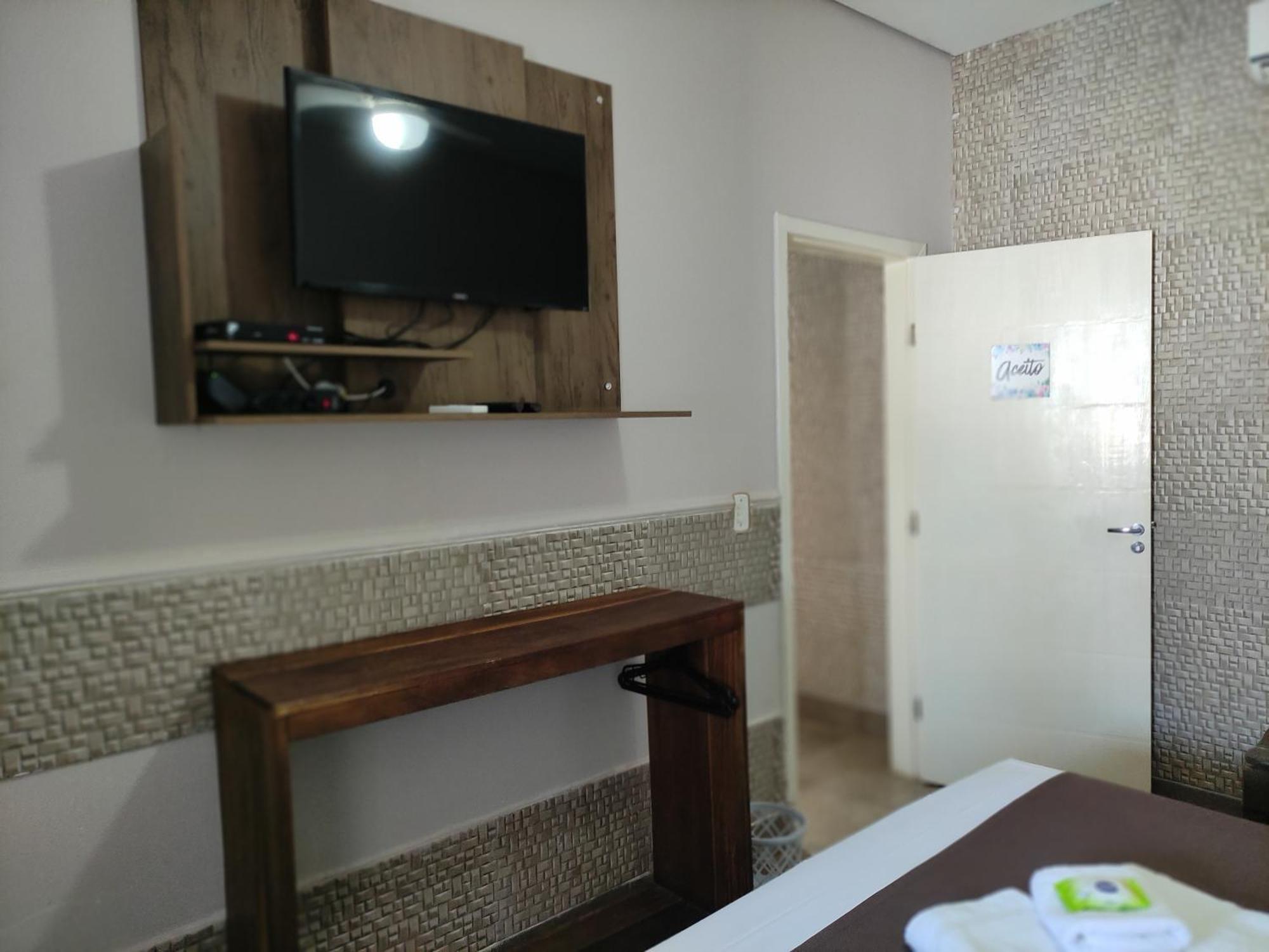 Pousada Da Gi Suites E Turismo Chapada dos Guimarães Eksteriør bilde