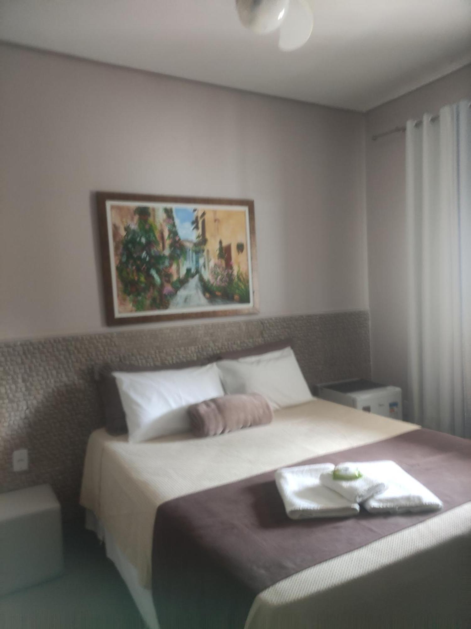 Pousada Da Gi Suites E Turismo Chapada dos Guimarães Rom bilde